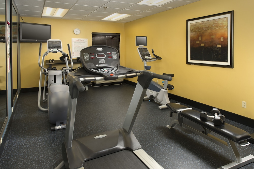 holiday inn express washington dc bw parkway by ihg