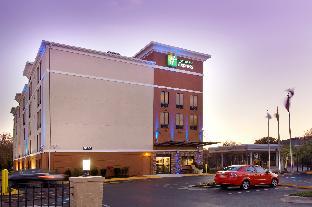 holiday inn express washington dc bw parkway by ihg