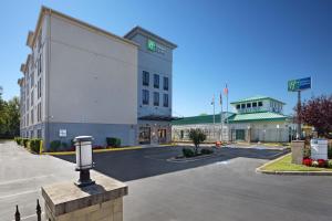 holiday inn express washington dc bw parkway by ihg