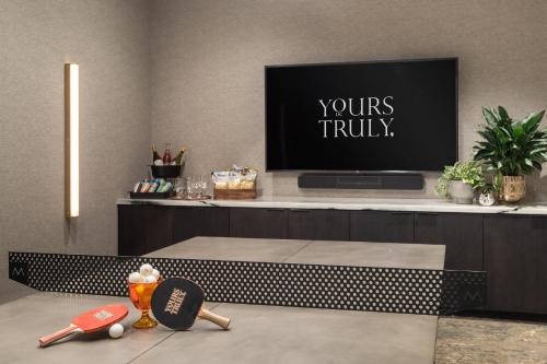 yours truly dc vignette collection by ihg