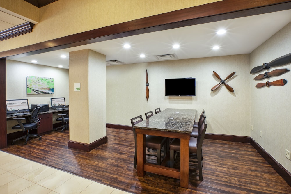 holiday inn national airport crystal city by ihg