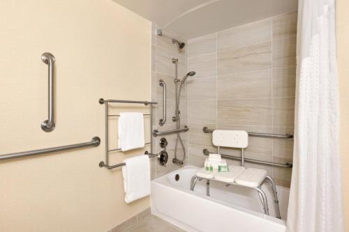 holiday inn national airport crystal city by ihg