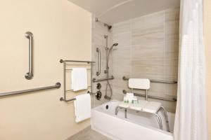 holiday inn national airport crystal city by ihg