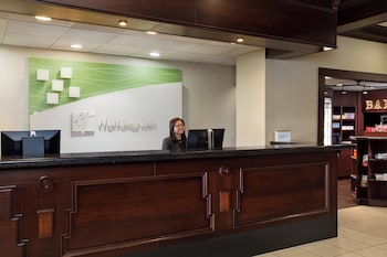Holiday Inn National Airport/Crystal City By Ihg,Arlington County>>Arlington,4 star