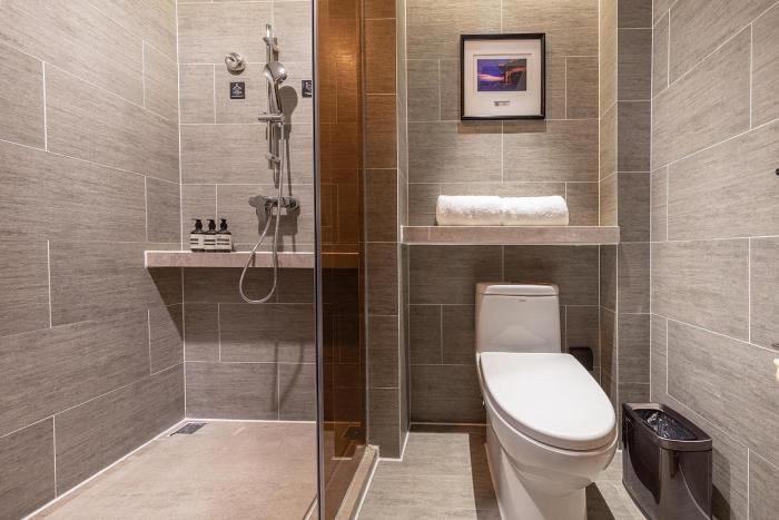 atour hotel chengdu chunxi road tianfu plaza metro station