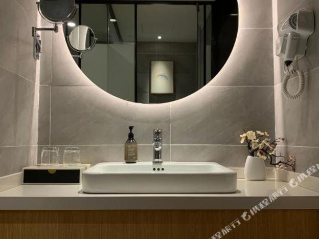 four seasons shangpai hotel hengshui yiran city high speed railway station