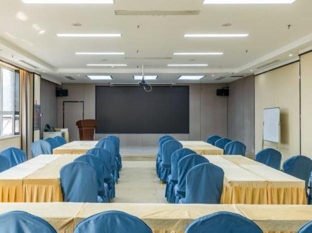four seasons shangpai hotel hengshui yiran city high speed railway station