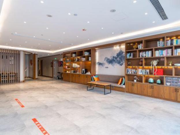 four seasons shangpai hotel hengshui yiran city high speed railway station