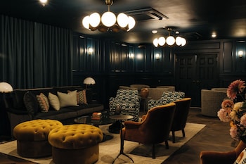 the artmore hotel closed