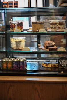 the artmore hotel closed