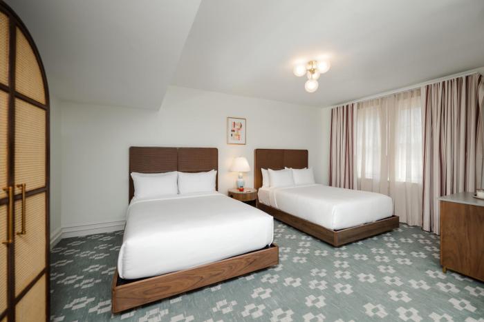 the artmore hotel closed