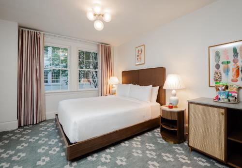 the artmore hotel closed