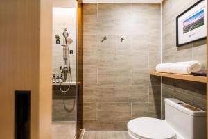 atour hotel shenzhen baoan international airport