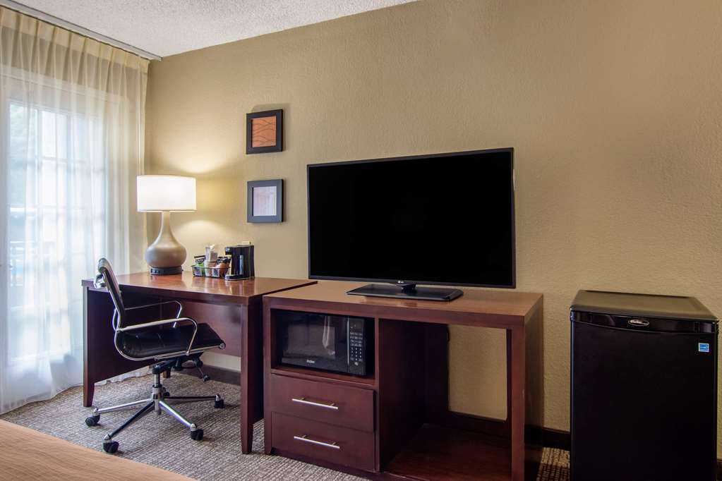 comfort inn sandy springs perimeter