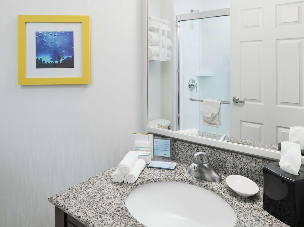 hampton inn and suites atlanta downtown