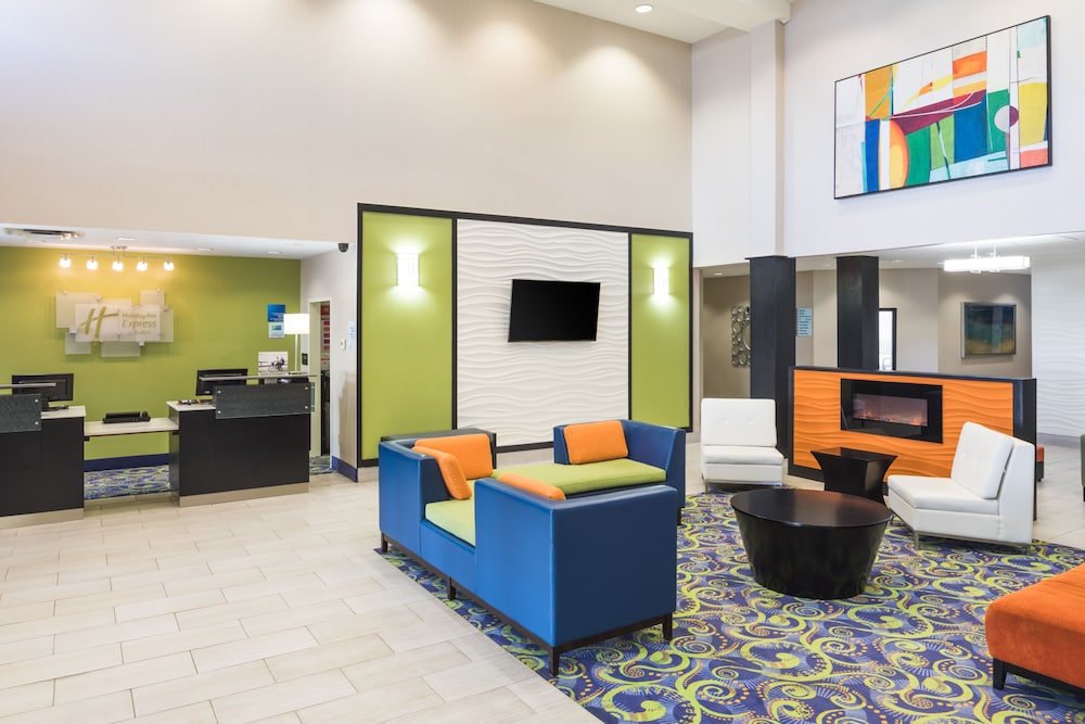 holiday inn express and suites duluth mall area