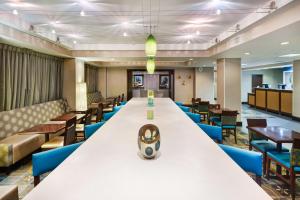 hampton inn atlanta perimeter center