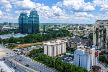 hampton inn atlanta perimeter center