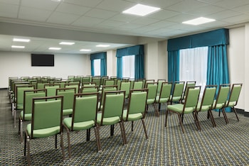 hampton inn atlanta perimeter center