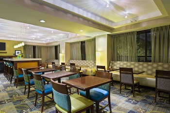 hampton inn atlanta perimeter center
