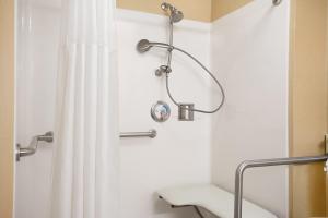 days inn by wyndham atlanta stone mountain