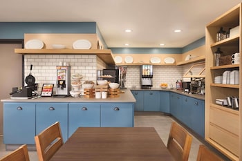 country inn and suites by radisson lawrenceville ga