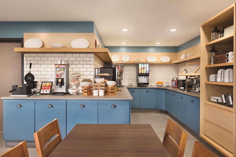 country inn and suites by radisson lawrenceville ga