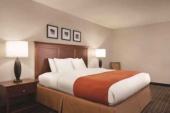country inn and suites by radisson lawrenceville ga