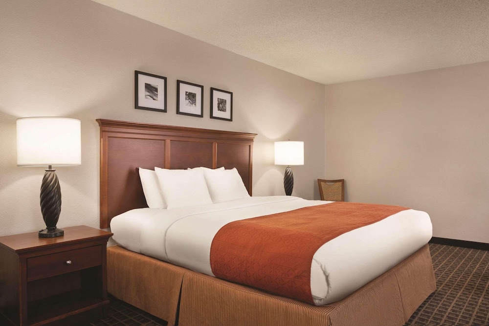 country inn and suites by radisson lawrenceville ga