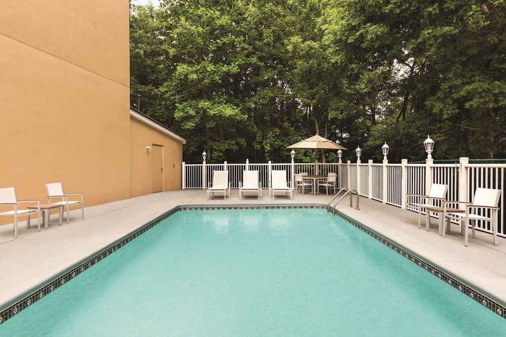 country inn and suites by radisson lawrenceville ga