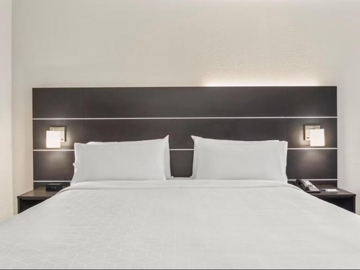holiday inn express atlanta w i 20 douglasville by ihg