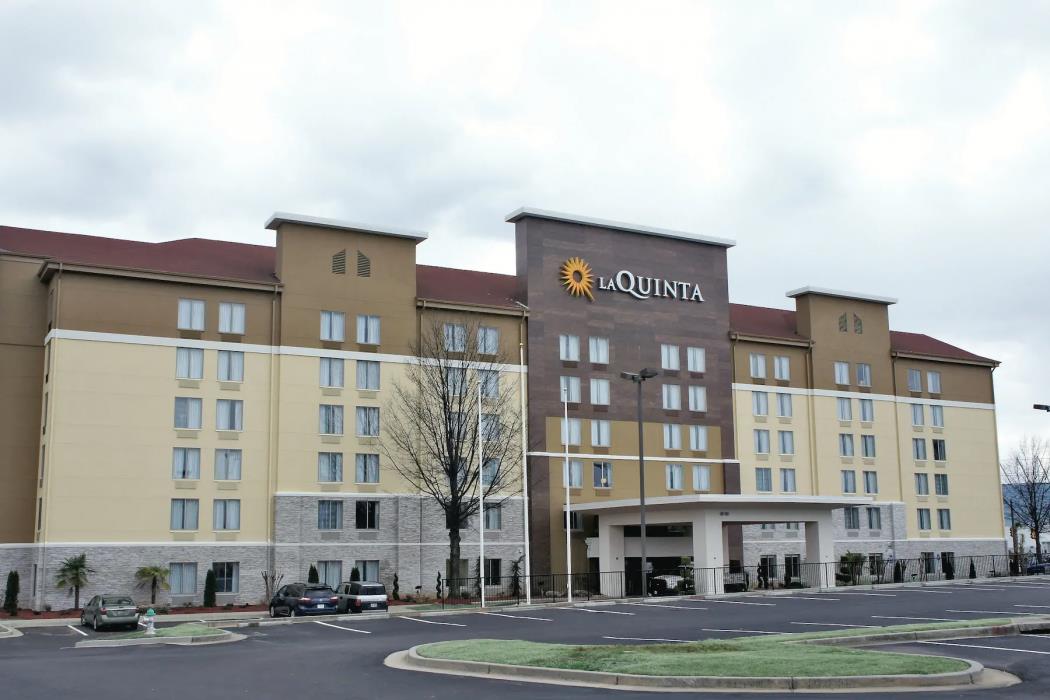 la quinta inn and suites by wyndham atlanta airport north