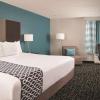 la quinta inn and suites by wyndham atlanta airport north
