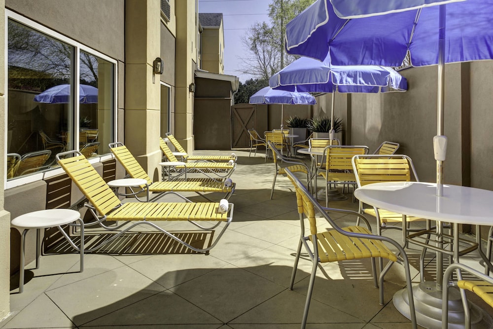Fairfield Inn & Suites By Marriott Atlanta Suwanee,Suwanee>>Fulton County,3 star