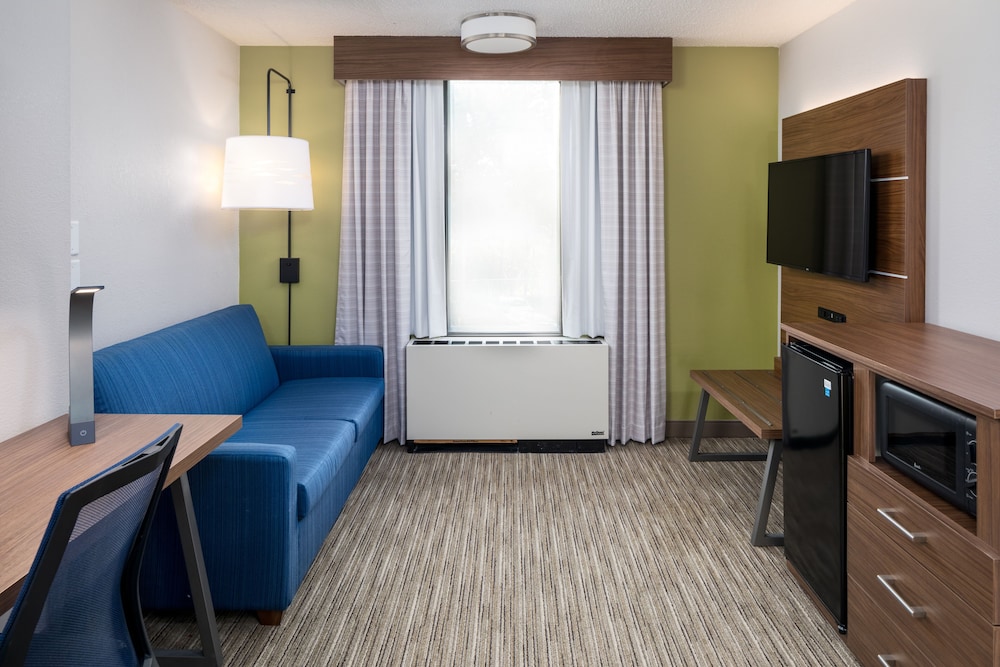 holiday inn express atlanta airport college park by ihg