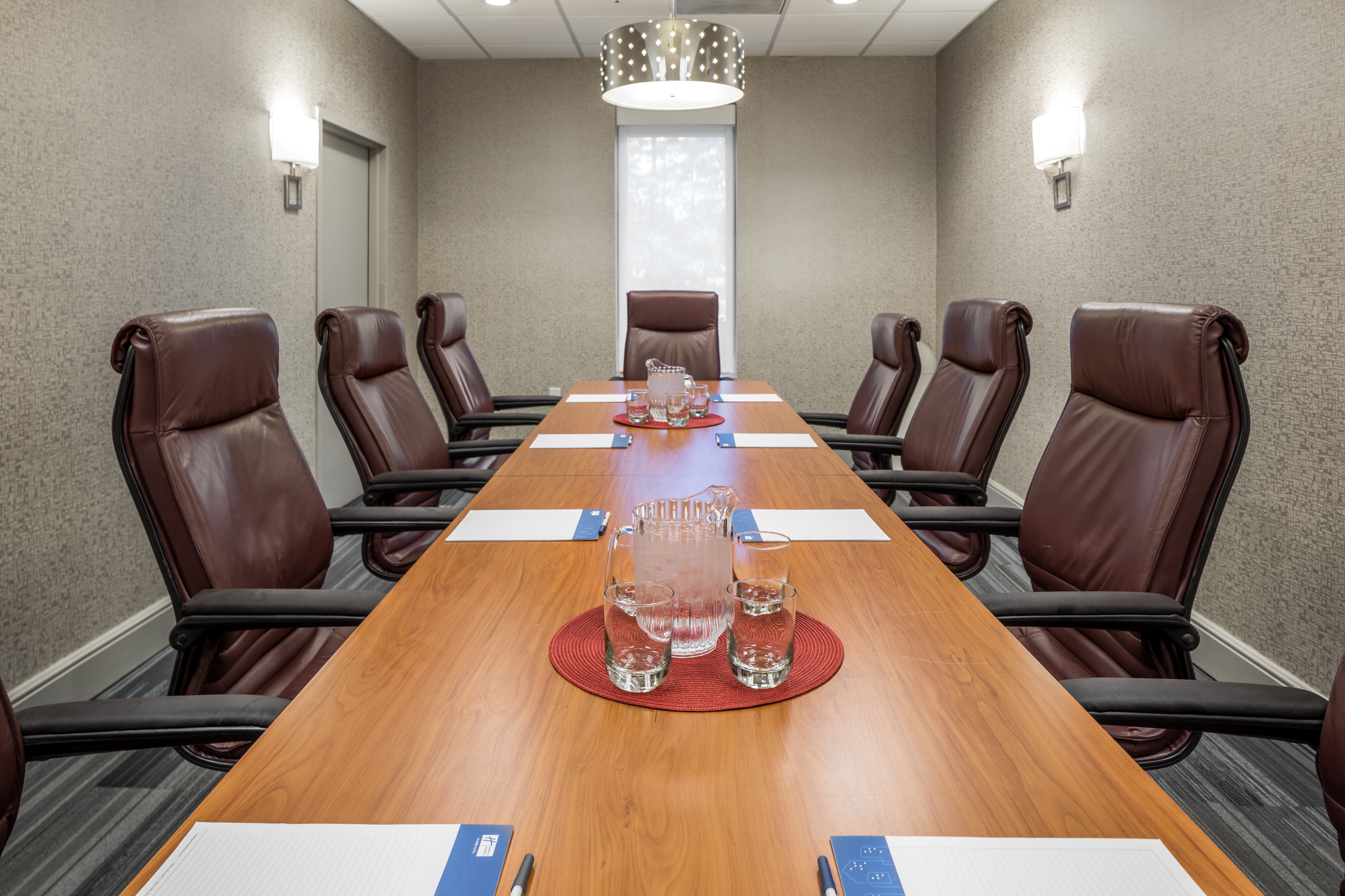 holiday inn express atlanta airport college park by ihg