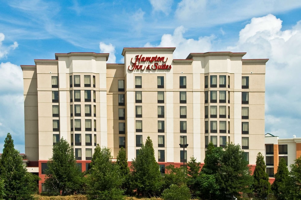 hampton inn and suites atlanta airport north i 85