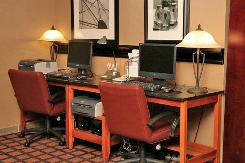 hampton inn and suites seattle downtown