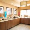 hampton inn and suites seattle downtown