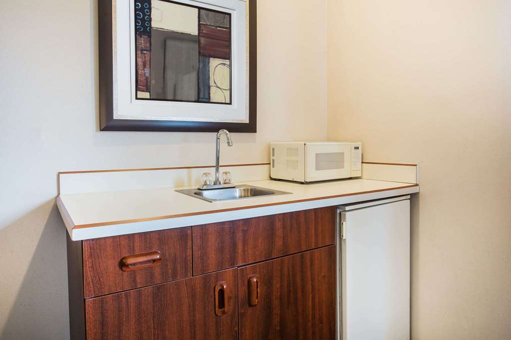 days inn by wyndham seattle aurora