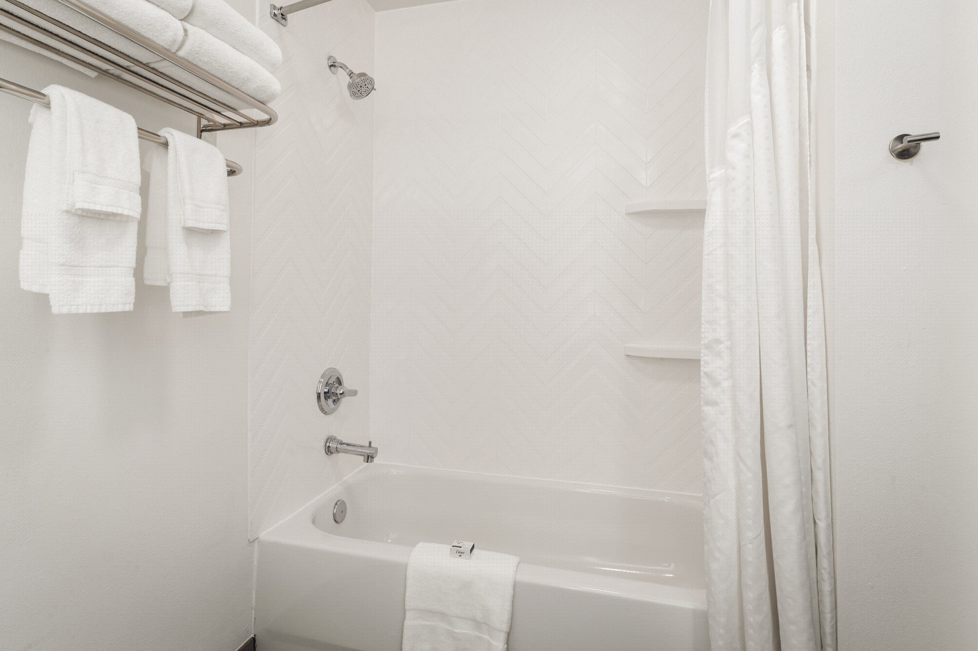 Holiday Inn & Suites Bothell By Ihg,Near University Of Washington Bothell,3 star