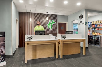 holiday inn and suites bothell by ihg