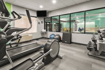 holiday inn and suites bothell by ihg