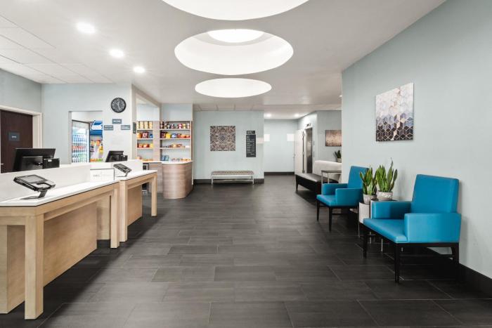 holiday inn and suites bothell by ihg
