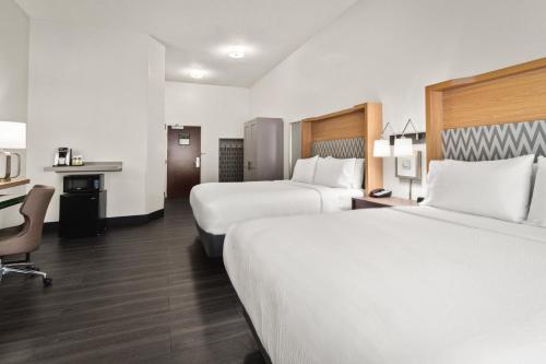 holiday inn and suites bothell by ihg