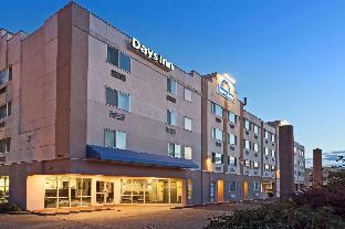 Days Inn By Wyndham Seatac Airport,Near Silver Dollar Casino,2 star