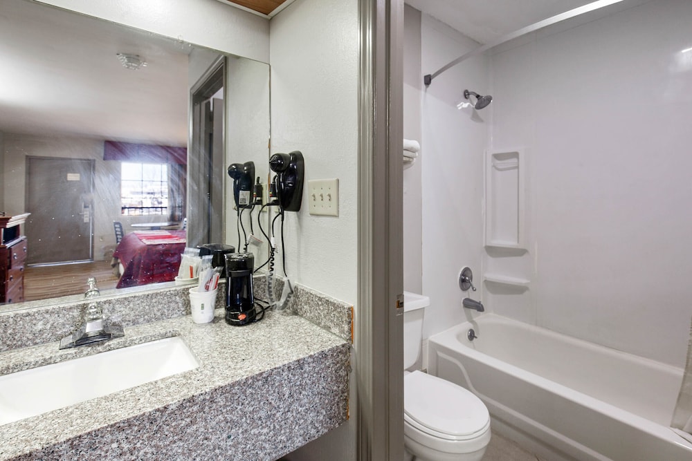 hotel o columbia downtown near i 65