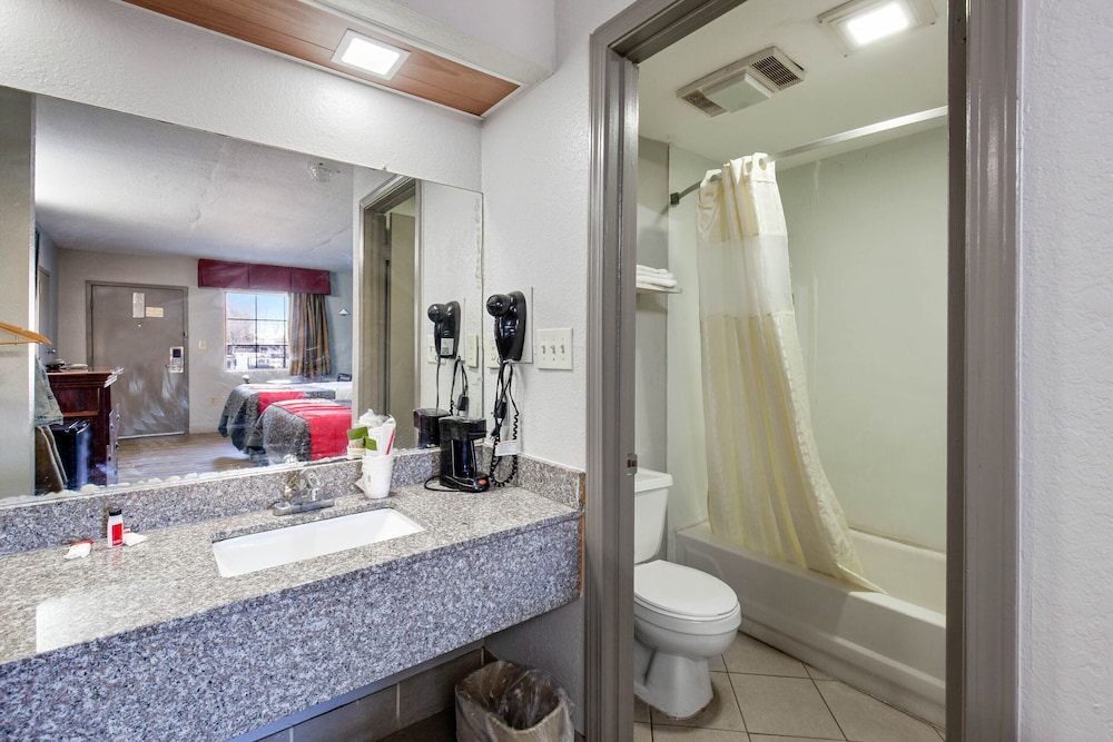 hotel o columbia downtown near i 65