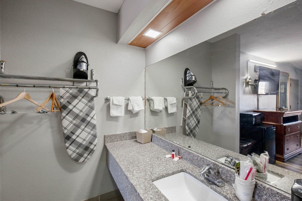 hotel o columbia downtown near i 65