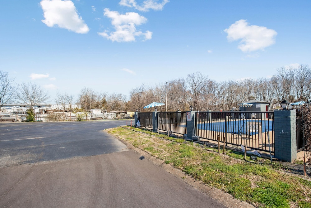 hotel o columbia downtown near i 65